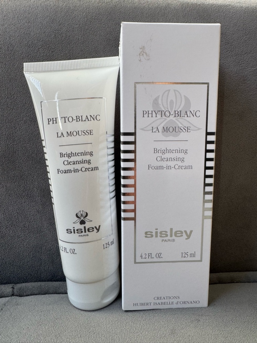 Sisley White Phyto-Blanc La Mousse Brightening Cleansing Foam